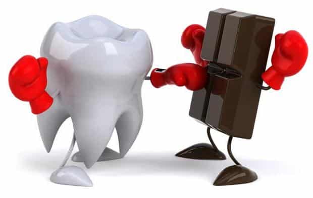 Cosa fare per mantenere in piena salute denti e gengive?