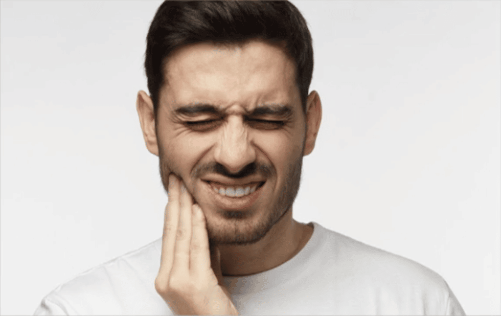 Fa Male Togliere Una Carie Senza Anestesia Cosa fare quando fa male un dente? Carie profonda e devitalizzazione